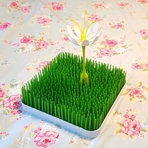 4 for $25! Boon Baby Bottle Drying Grass & Flower